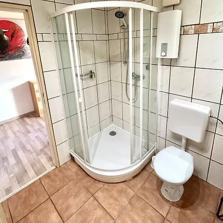 Schubert Διαμέρισμα *